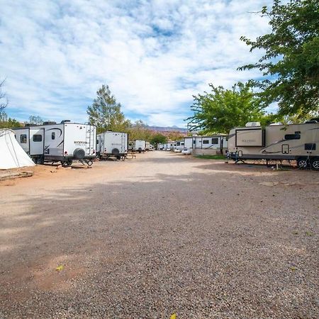 FunStays Glamping Setup Tent in RV Park #4 OK-T4 Moab Bagian luar foto