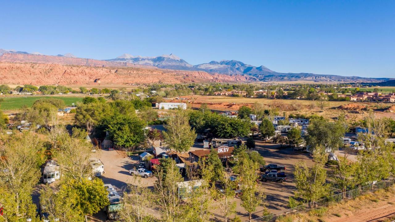 FunStays Glamping Setup Tent in RV Park #4 OK-T4 Moab Bagian luar foto