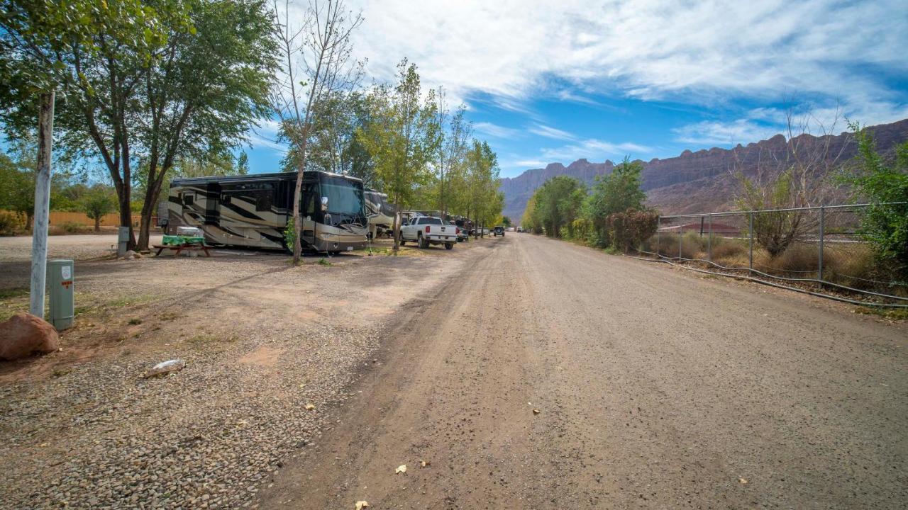 FunStays Glamping Setup Tent in RV Park #4 OK-T4 Moab Bagian luar foto